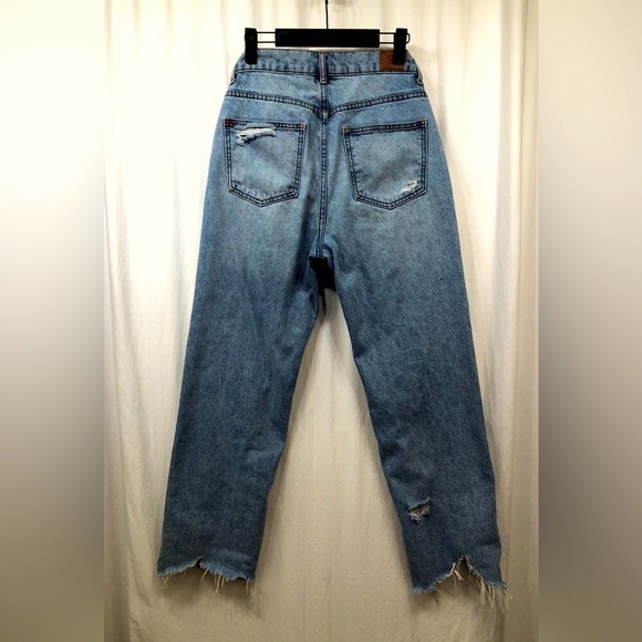 BDG Urban Outfitters Cowboy Jean High Rise Western Blue Denim Distressed Size 29 - Picture 4 of 16